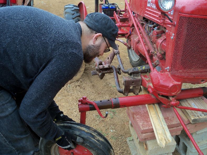 Widening the front axle on the Cub Widening the front axle on the Cub